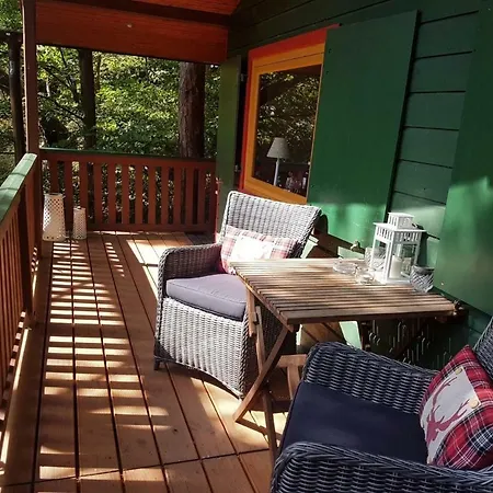 Tiny House Im Bergwald Am Fluss - #121179 Feriehus *